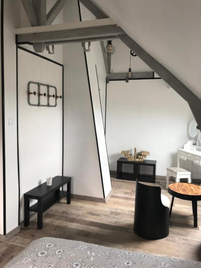 Chambre D'Hotes "Coquelicot" Nurlu Bagian luar foto