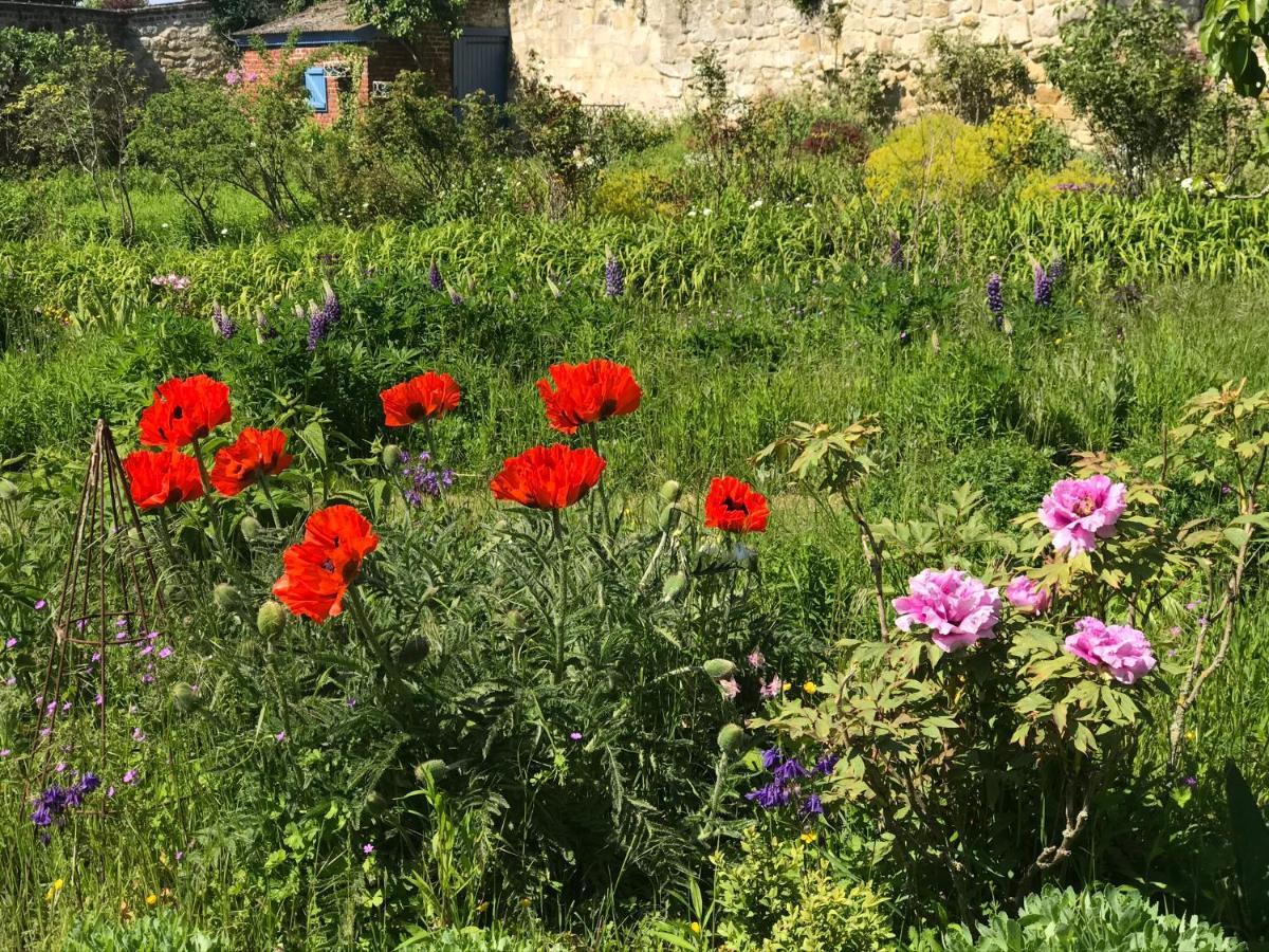 Chambre D'Hotes "Coquelicot" Nurlu Bagian luar foto