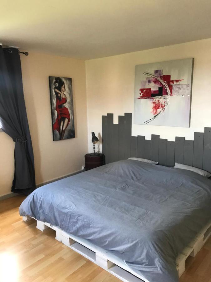 Chambre D'Hotes "Coquelicot" Nurlu Bagian luar foto
