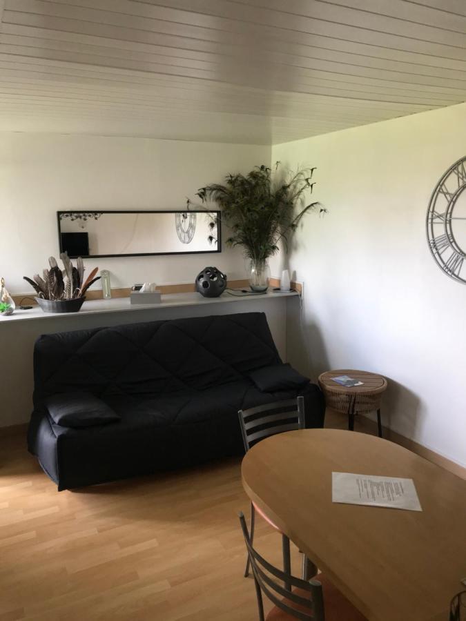 Chambre D'Hotes "Coquelicot" Nurlu Bagian luar foto