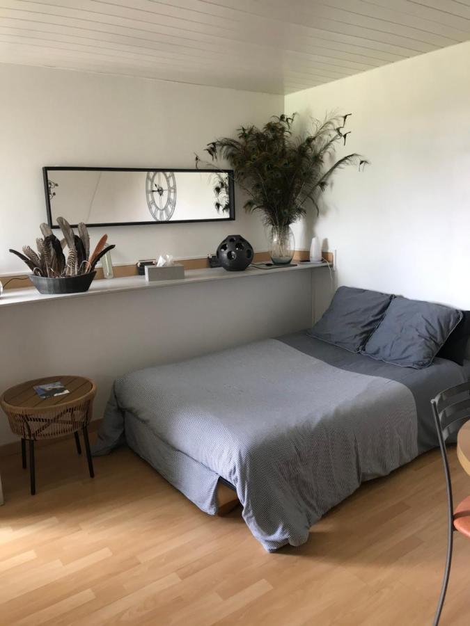 Chambre D'Hotes "Coquelicot" Nurlu Bagian luar foto